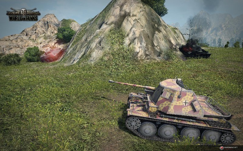 A german tank lines up its shot in World of Tanks.