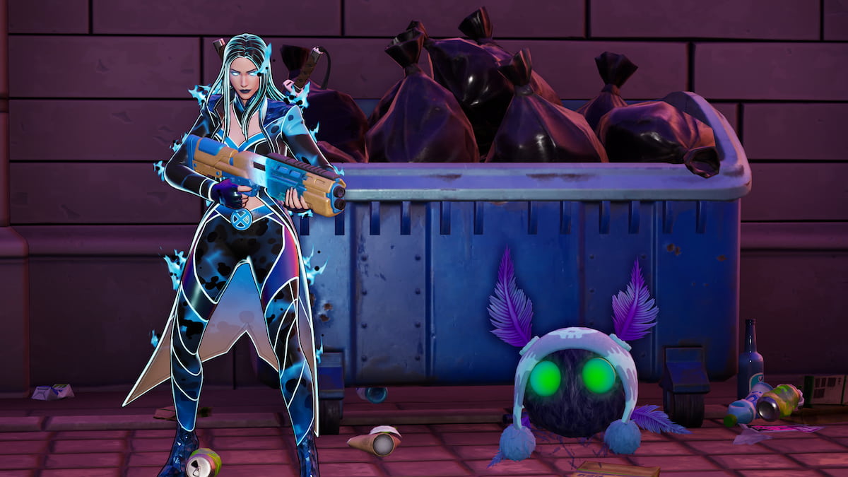 De pie junto al contenedor de basura en fortnite