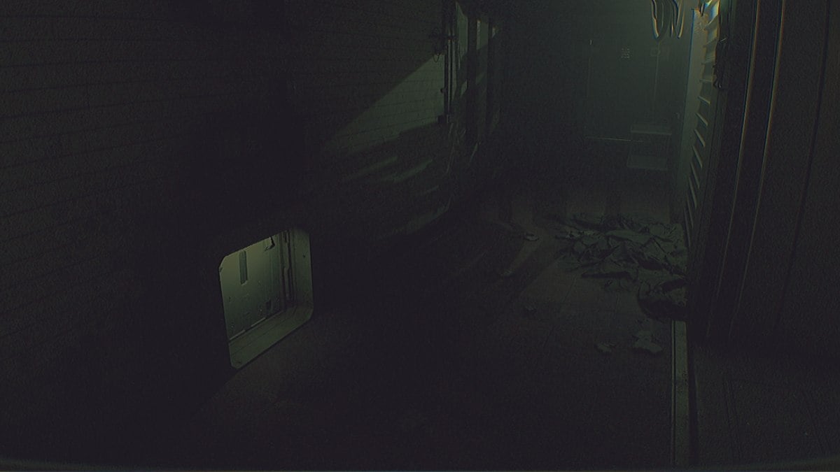 Regular ventilation opening leading to the reception room of the ward