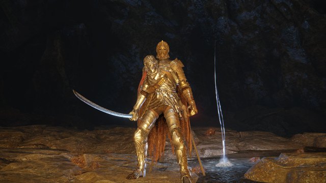 Elden Ring player character in Twinned armor holding the Moonveil Katana
