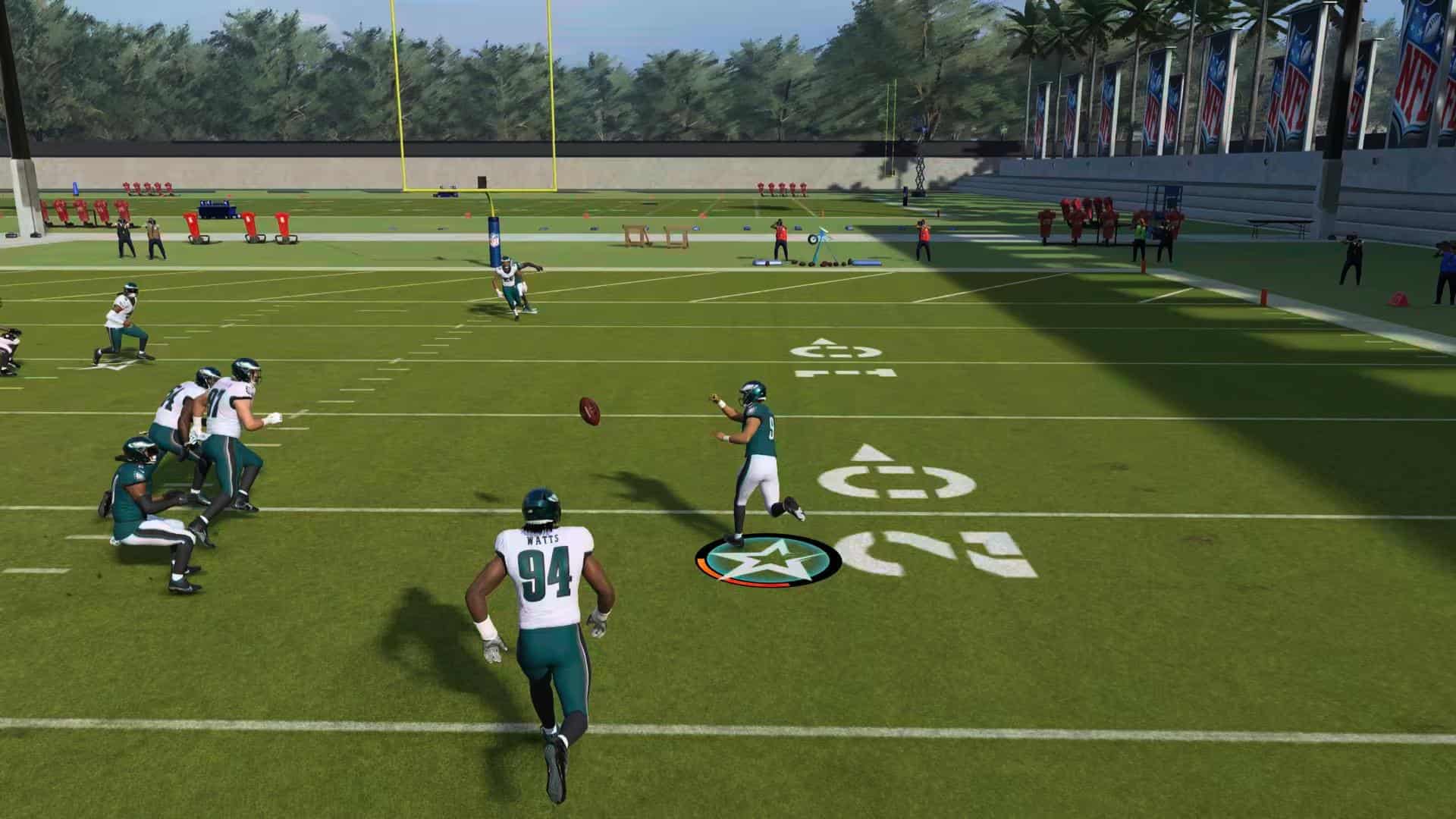 Madden NFL 24: How to Perform a Lateral Pass - Prima Games