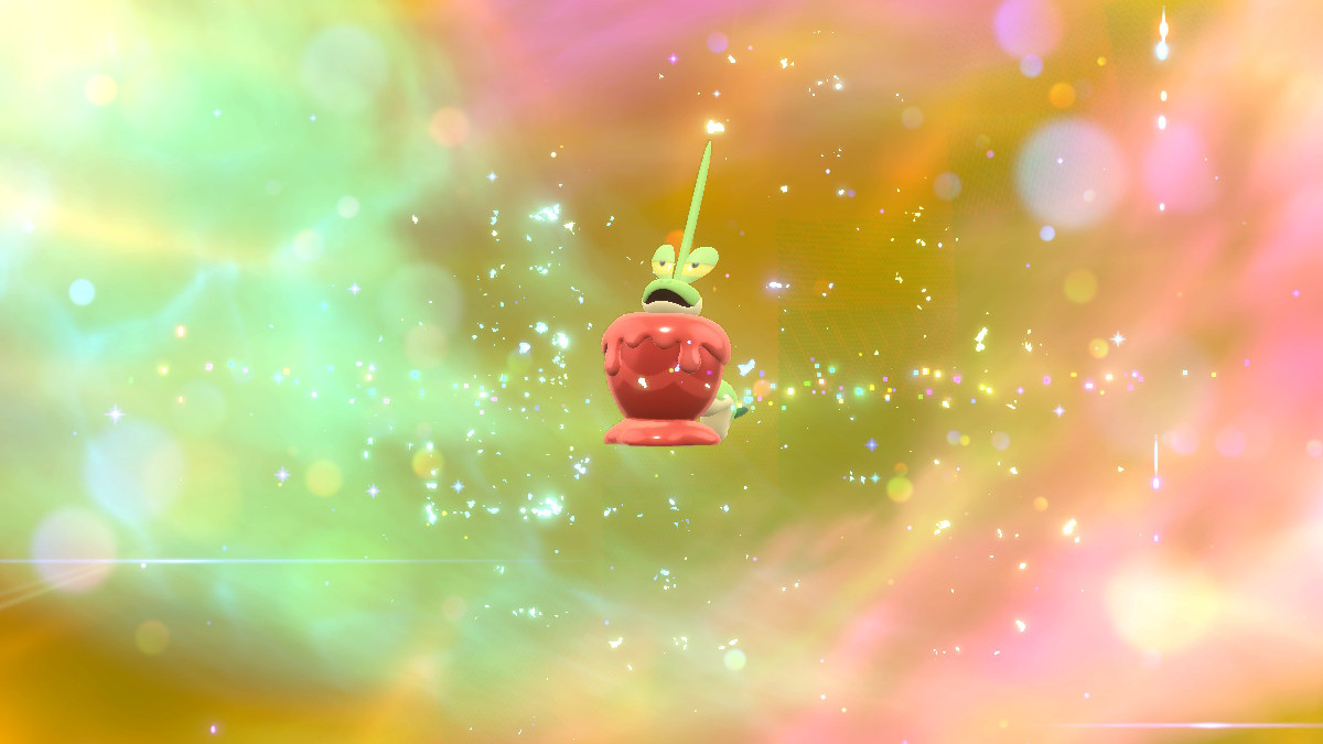 A Pokémon Scarlet & Violet: The Teal Mask screenshot depicting Dipplin’s evolution.