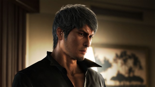 A Like a Dragon: Infinite Wealth screenshot of older Kiryu.