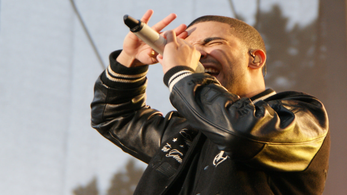 EMINEM COOL iPhone 11 Case main image 0