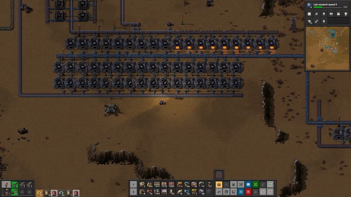 Cómo automatizar la producción de placas de hierro en Factorio 2.0