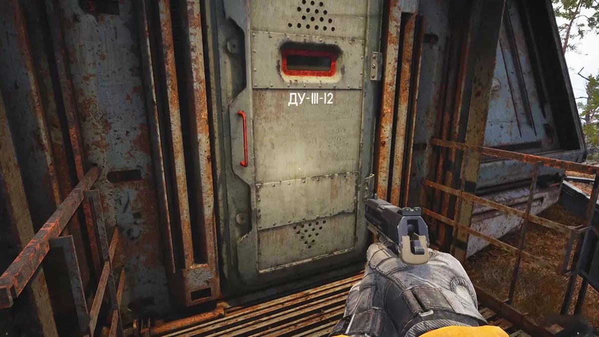 The player reaches the bunker door that refuses to open during the Just Like The Good Old Days mission in Stalker 2.