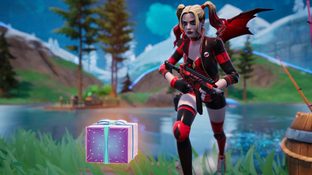 Harley Quinn corriendo por un regalo en Fortnite