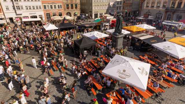 A festival in level 23 of i'm not a robot