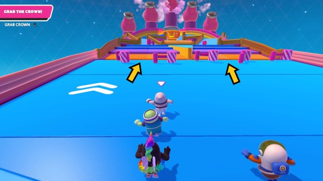 Fall Guys Fall Mountain Run Through Where Hammers Will Hit You In The Back